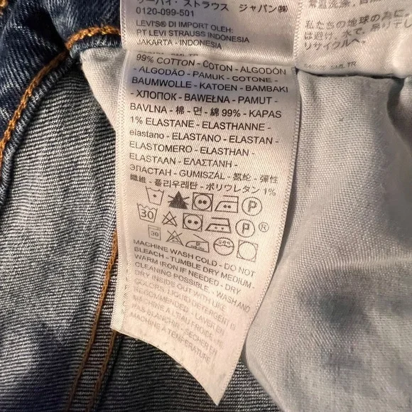 Levi's Ribcage Jeans - Picture 8 of 9